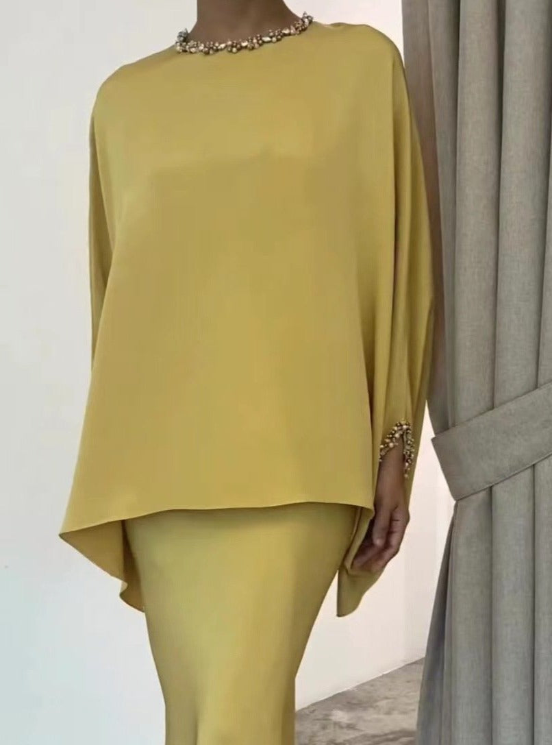 Asya - Sukienka z Ameryki z Perłowymi Ozdobami